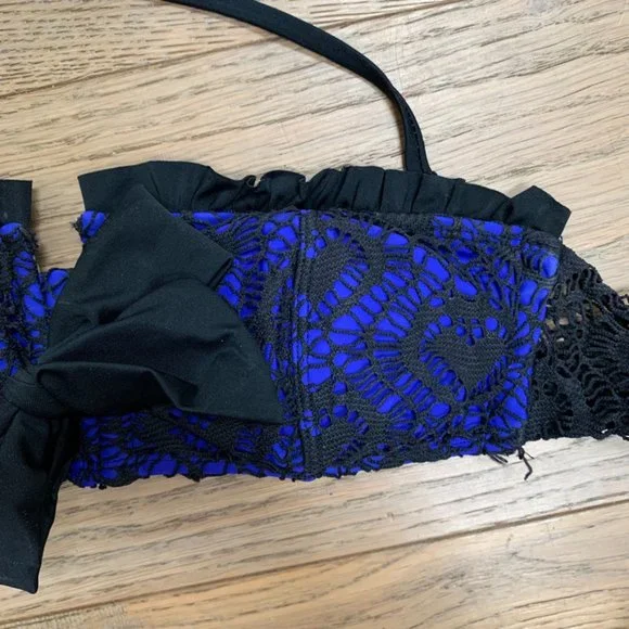 Betsey Johnson Love Lace Crochet Matching Bikini Set - Picture 14 of 16